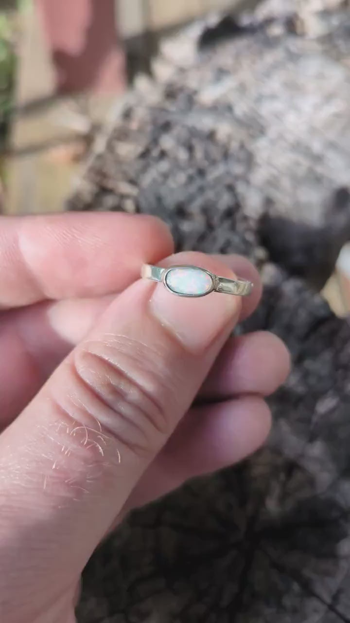 Coober Pedy solid opal ring