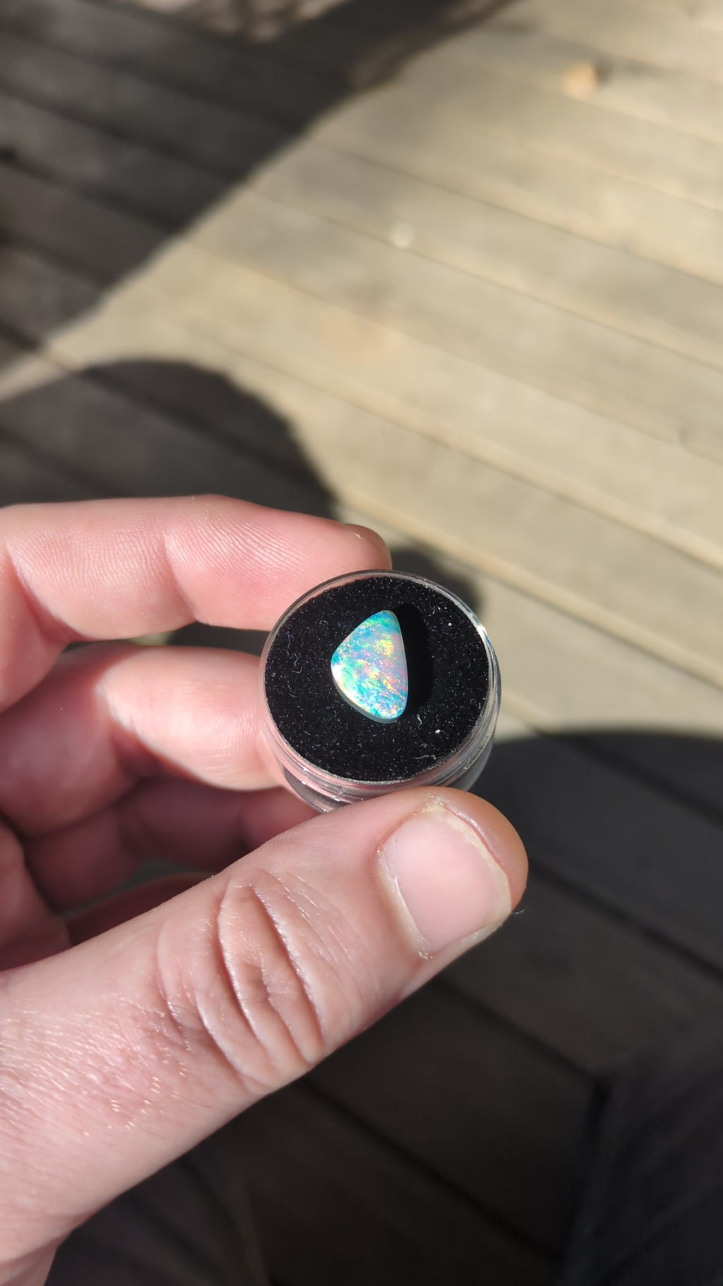 2.95ct White Cliffs crystal opal doublet